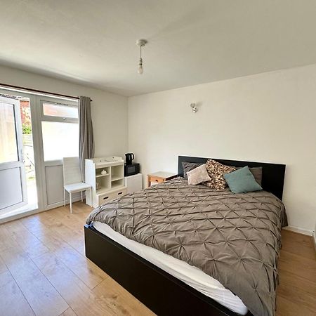 1 En-Suite With Private Entrance & Free Parking Oxford Exterior photo